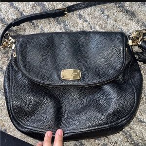 MK CROSSBODY